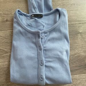 (SOLD!!)Zara button down fitted cropped top